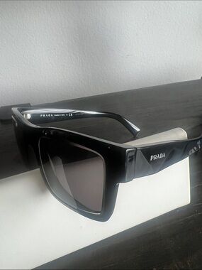 Prada Black Rectangular Sunglasses with Dark Gray Lenses